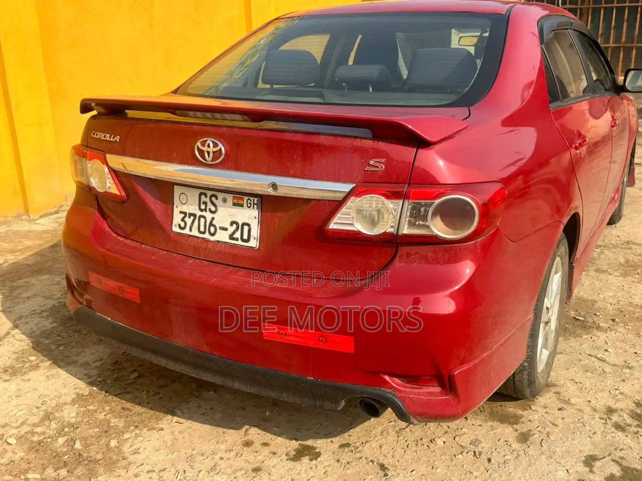 Toyota Corolla 2011 Red