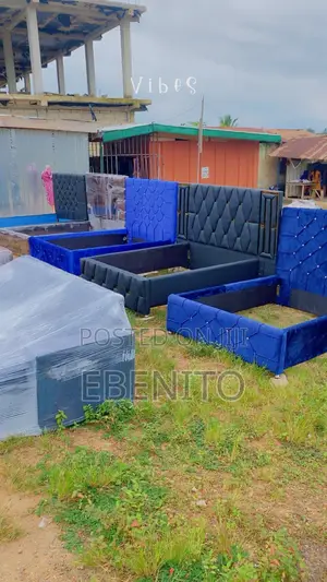 I Deal in Sofa’s and Bed Frame