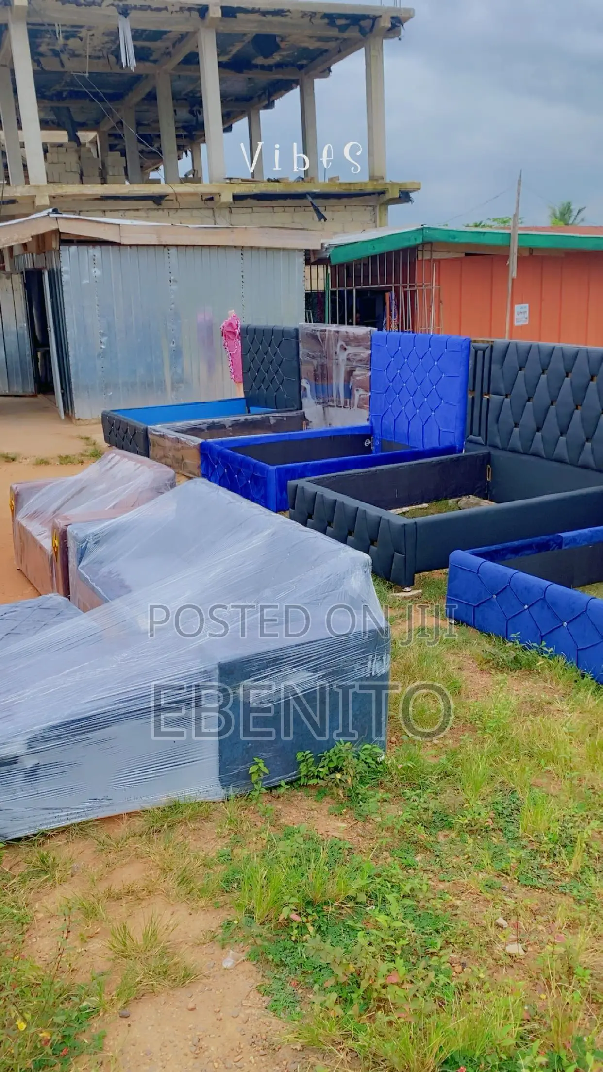 I Deal in Sofa’s and Bed Frame