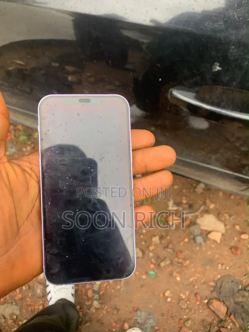 Apple iPhone 12 64 GB Purple