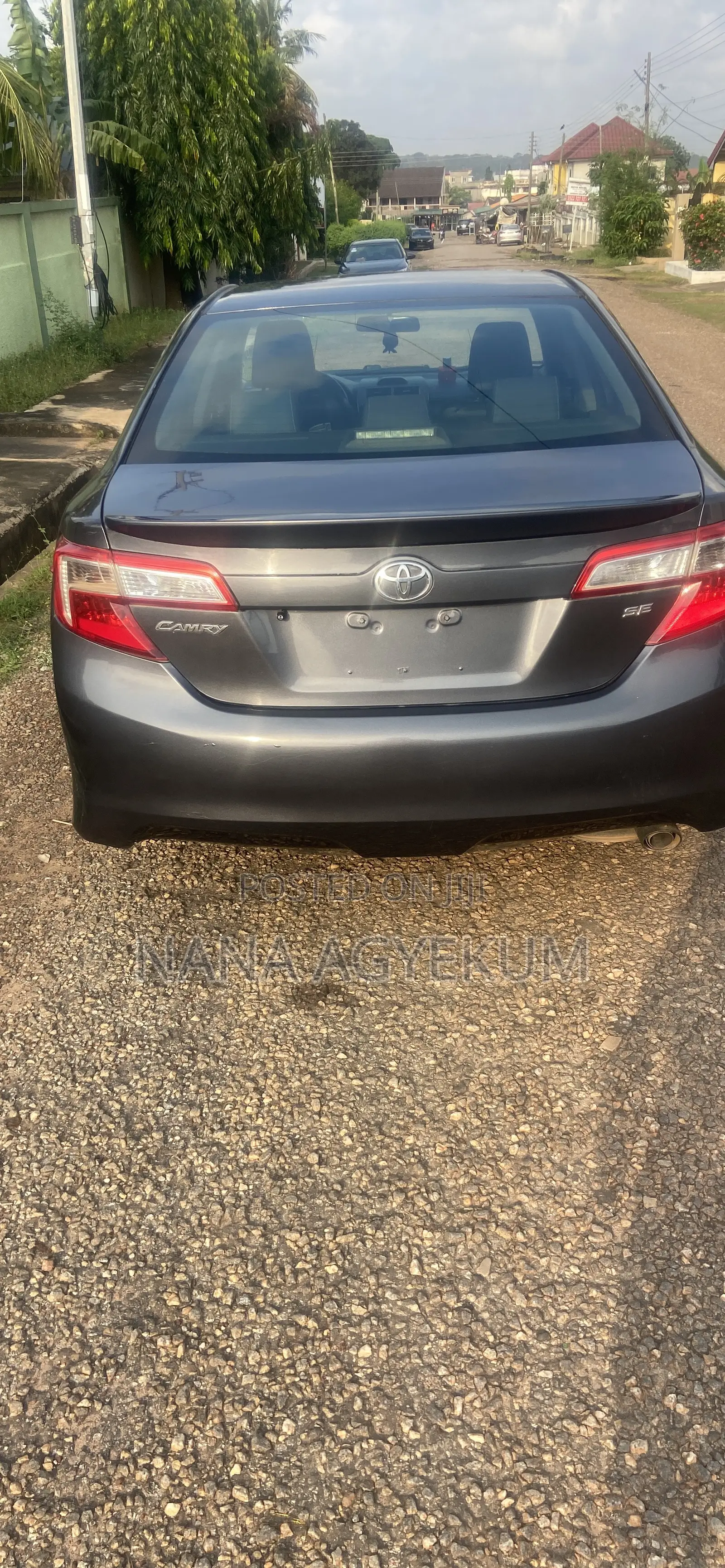 Toyota Camry SE 4dr Sedan (2.5L 4cyl 6A) 2012 Gray