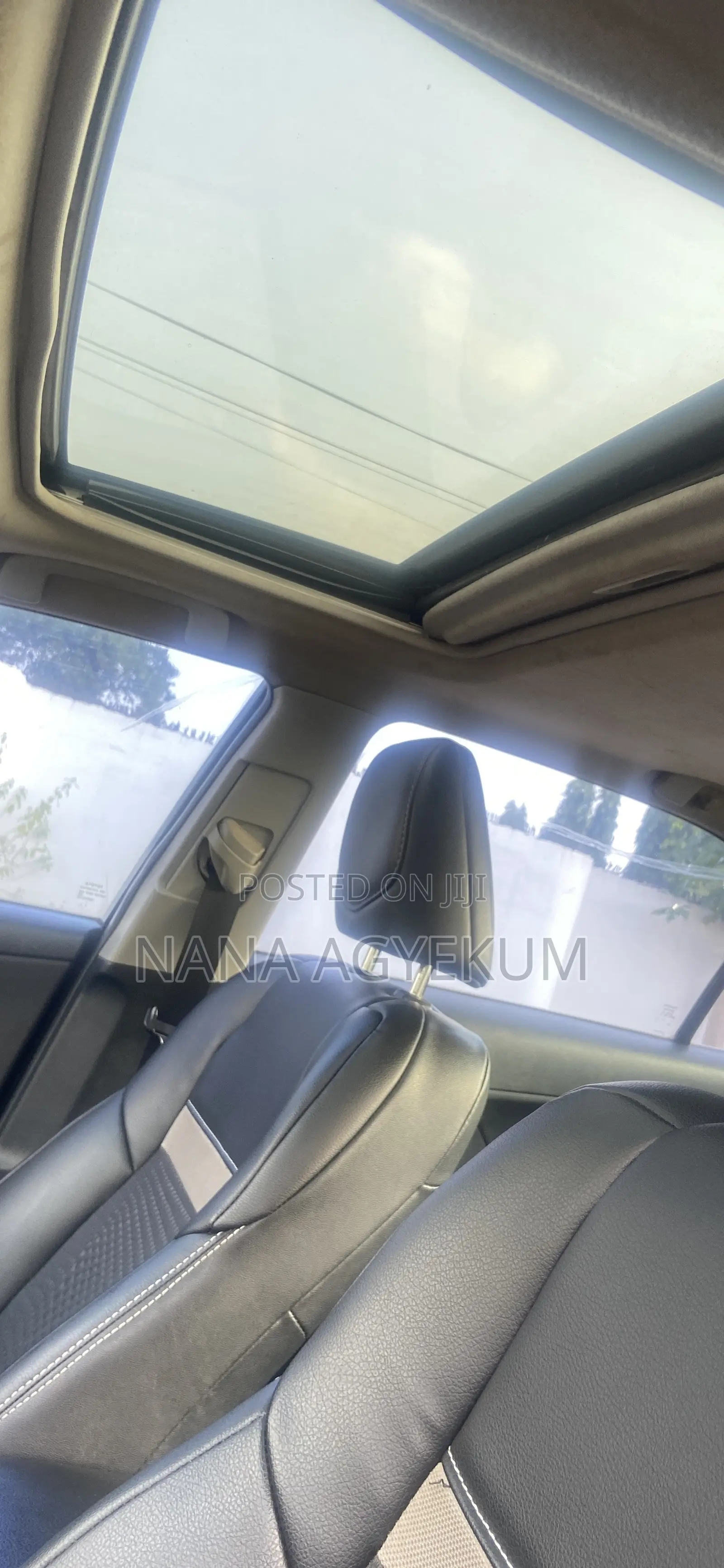 Toyota Camry SE 4dr Sedan (2.5L 4cyl 6A) 2012 Gray
