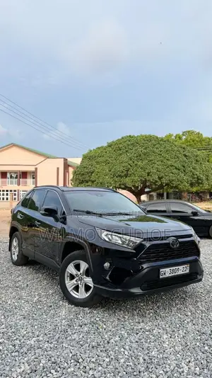 Toyota RAV4 2022 Black