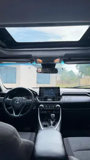 Toyota RAV4 2022 Black