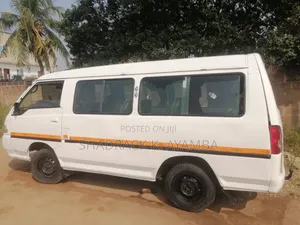 Hyundai H1 2009 White