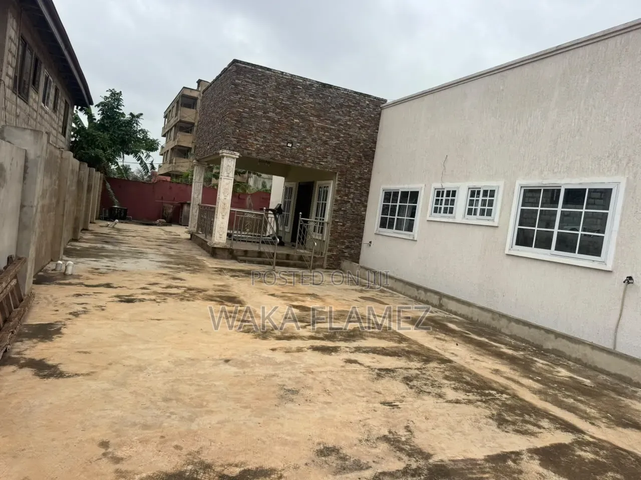 4bdrm House in Tantra Hills, Ola Achool Area for rent