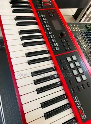 Roland XPS-10/ XPS-10X Expandable Synthesizer Keyboard