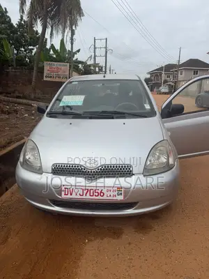 Toyota Yaris 2003 Silver