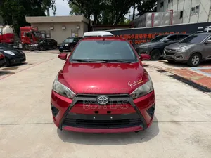 Toyota Yaris 2016 Red