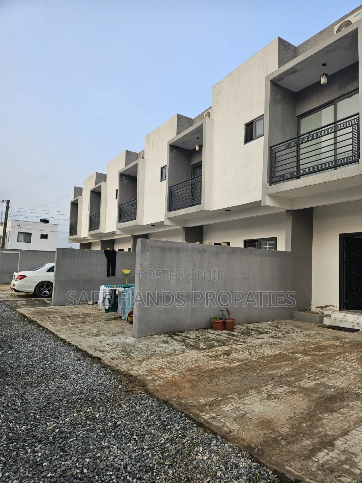 2bdrm Townhouse / Terrace in Accra Metropolitan for rent