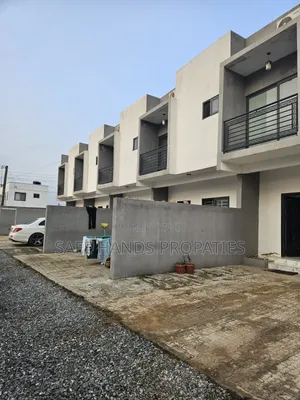 2bdrm Townhouse / Terrace in Accra Metropolitan for rent