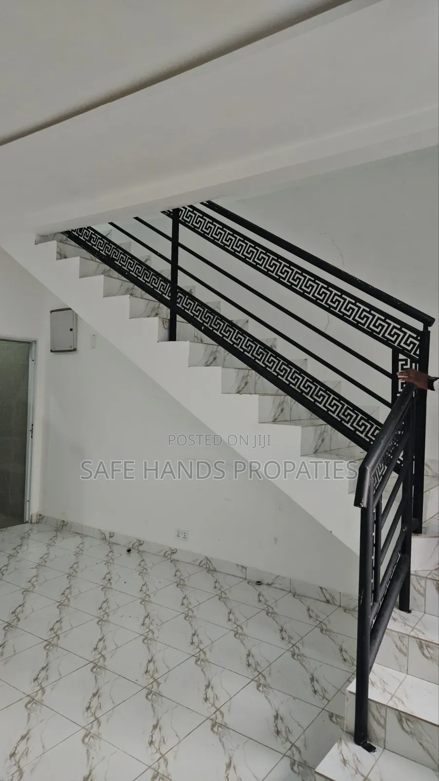 2bdrm Townhouse / Terrace in Accra Metropolitan for rent