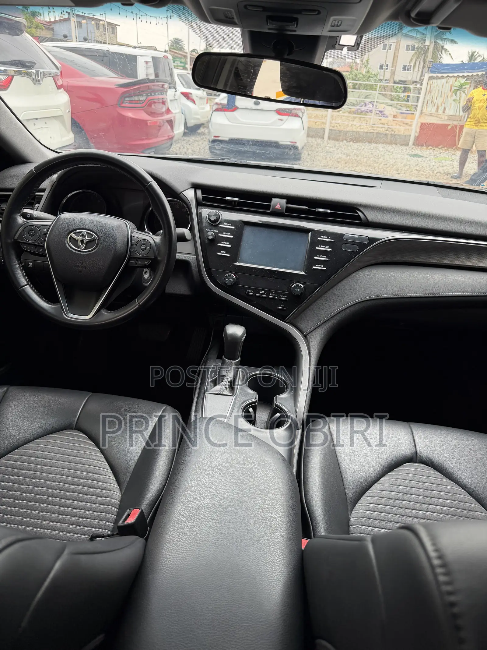 Toyota Camry SE (2.5L 4cyl 8A) 2019 Black