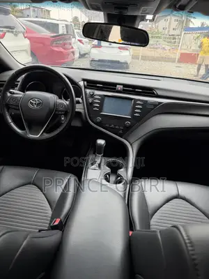 Toyota Camry SE (2.5L 4cyl 8A) 2019 Black