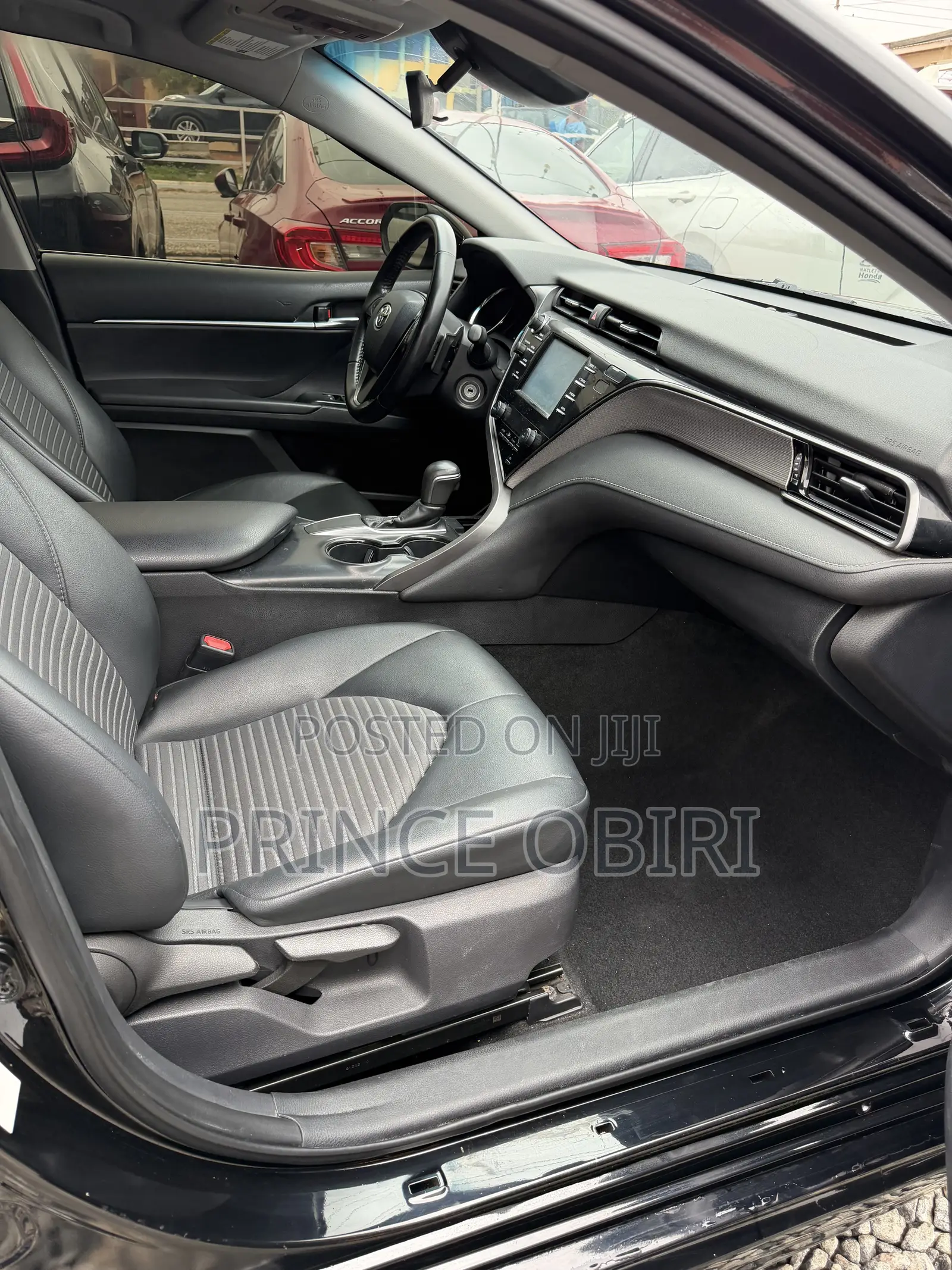 Toyota Camry SE (2.5L 4cyl 8A) 2019 Black