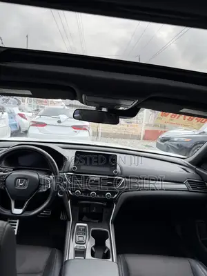 Honda Accord Sport 2.0T 2018 White