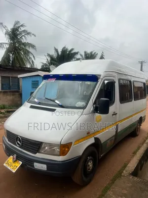 Mercedes-Benz Sprinter 1998 White