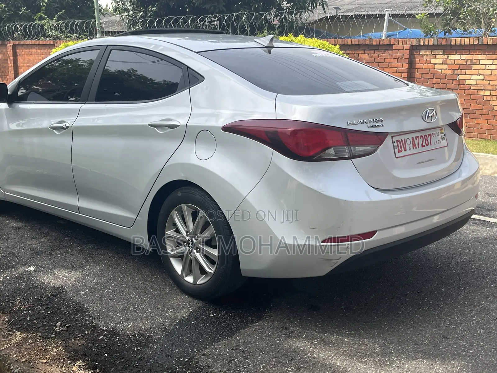 Hyundai Elantra 2015 Silver