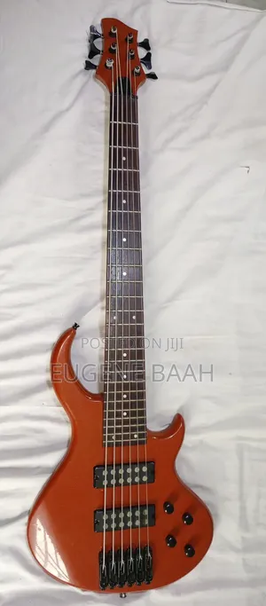 Bass Guitar, Gibson Six Strings