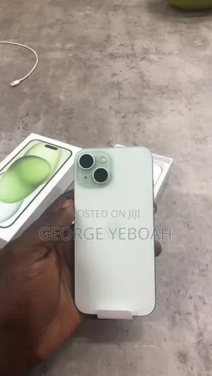 New Apple iPhone 15 128 GB Green