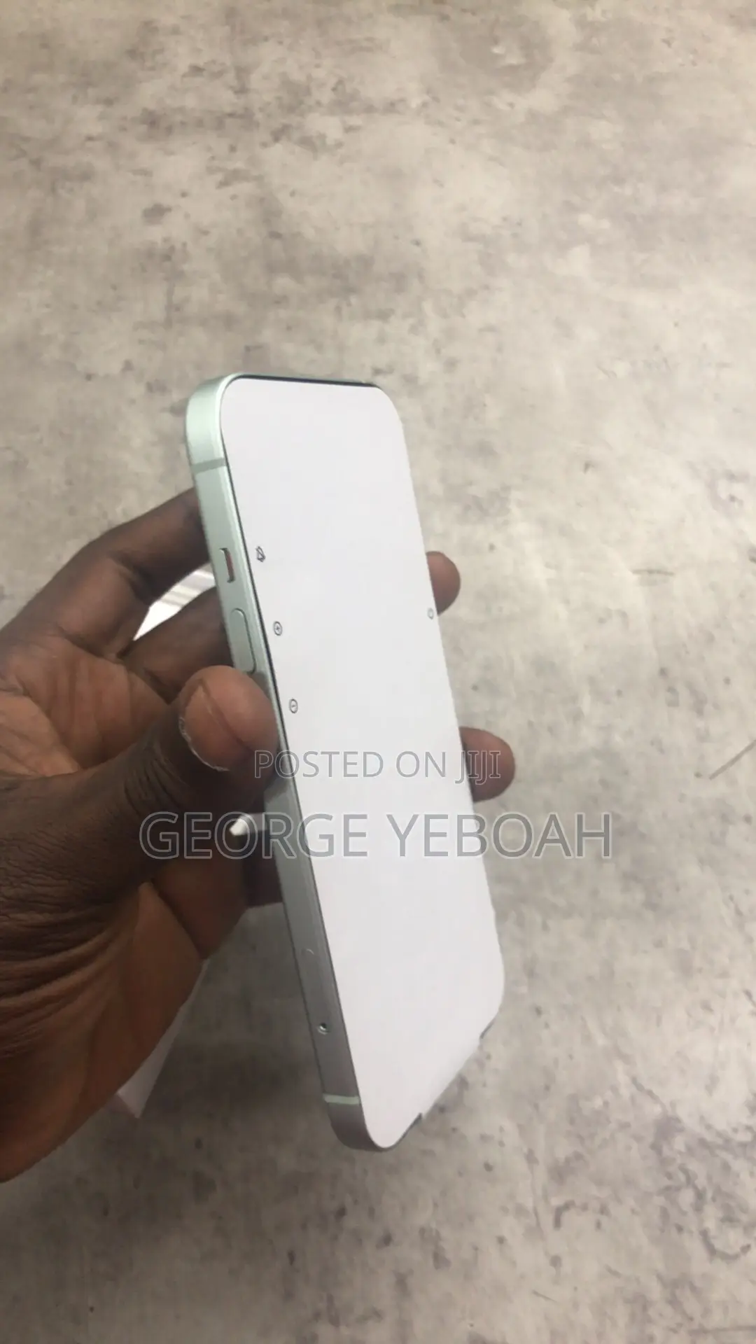New Apple iPhone 15 128 GB Green