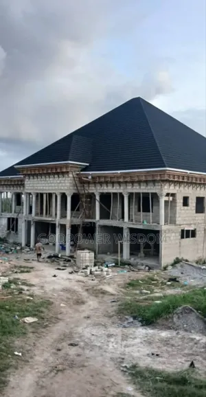 Carpenter We Do Any Kind of Roofing Design Parapet