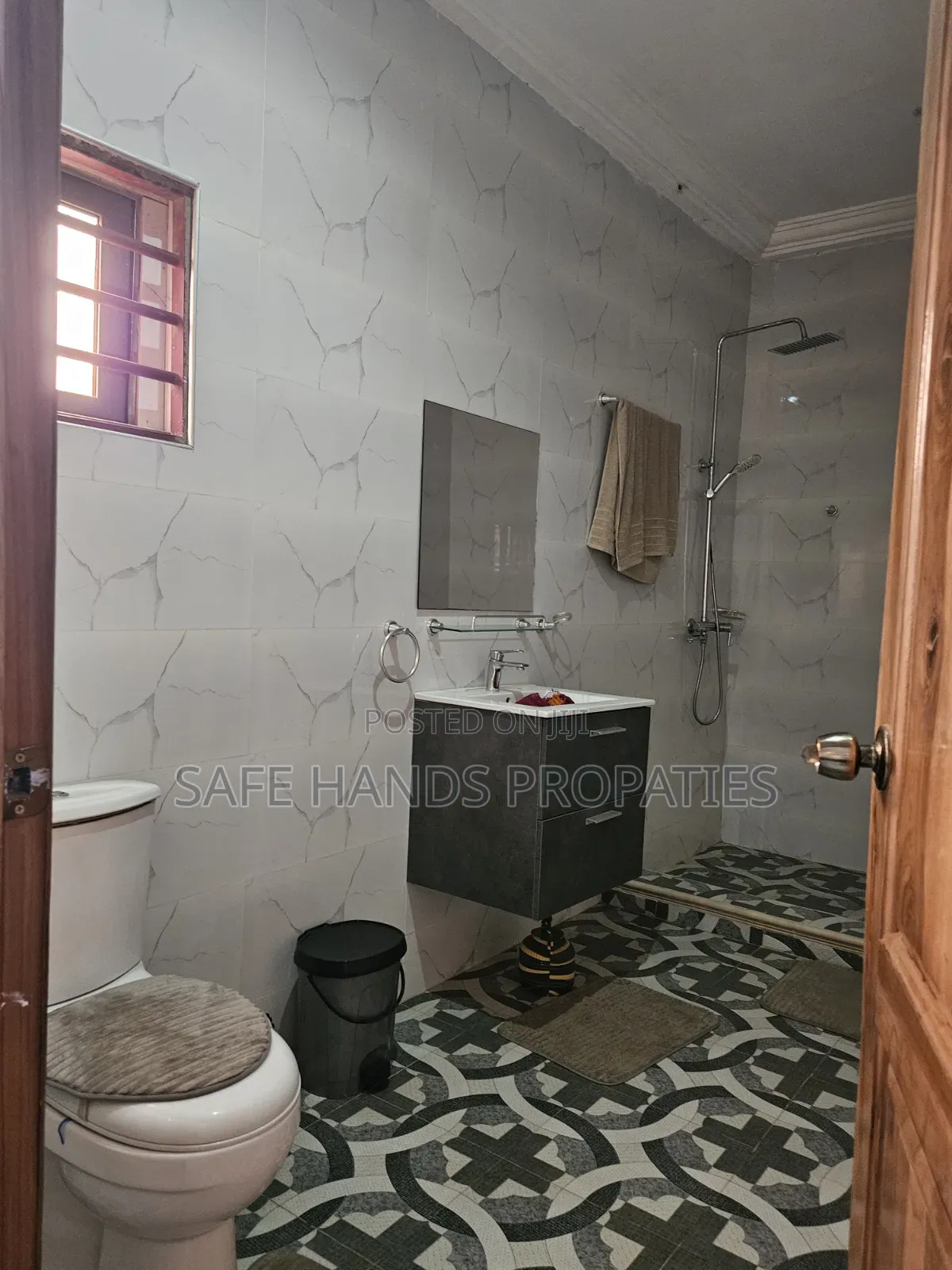 Furnished 4bdrm Duplex in Accra Metropolitan for rent