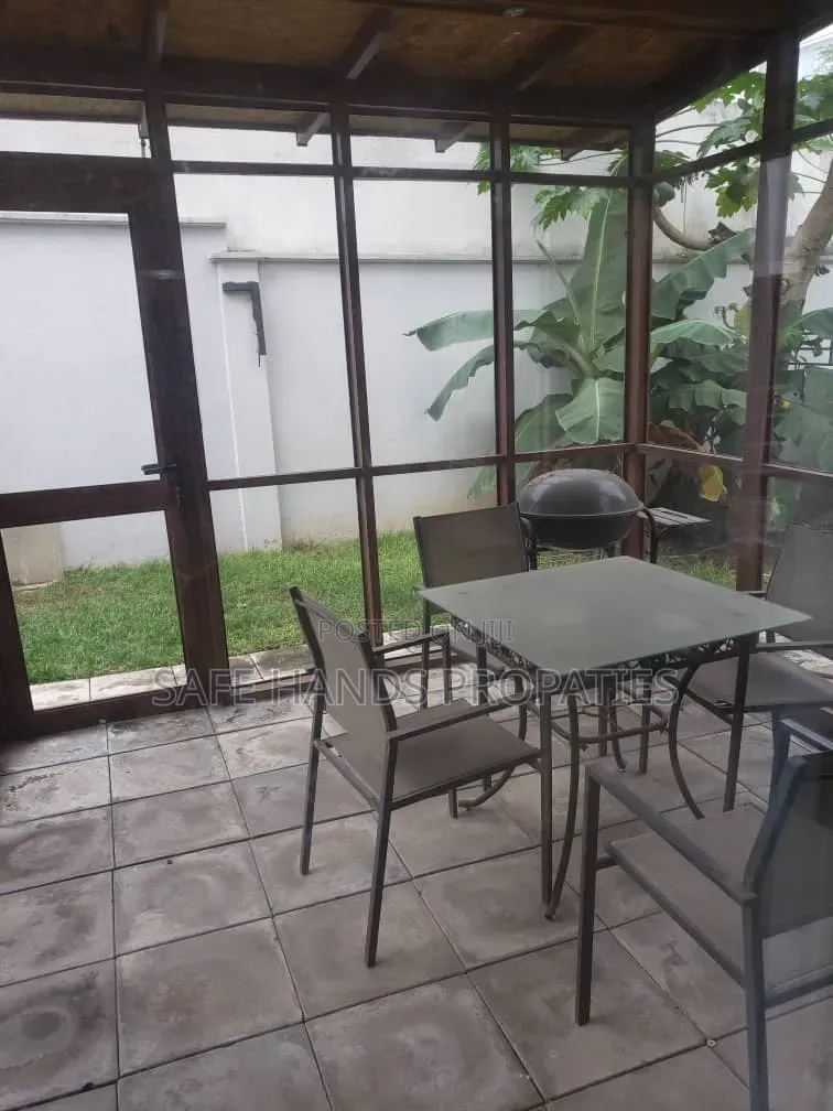 5bdrm House in Accra Metropolitan for rent