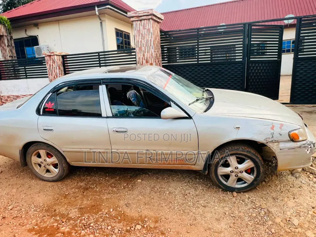 Toyota Corolla Sedan 2003 Silver