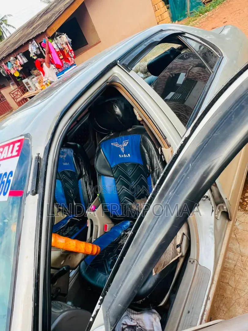 Toyota Corolla Sedan 2003 Silver