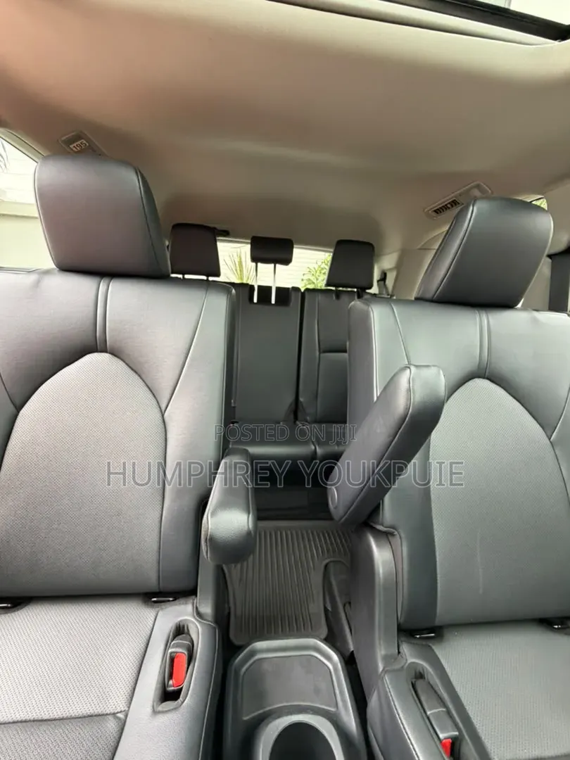 Toyota Grand Highlander 2024 Blue