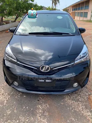Toyota Vitz 1.3 FWD 5dr 2016 Black