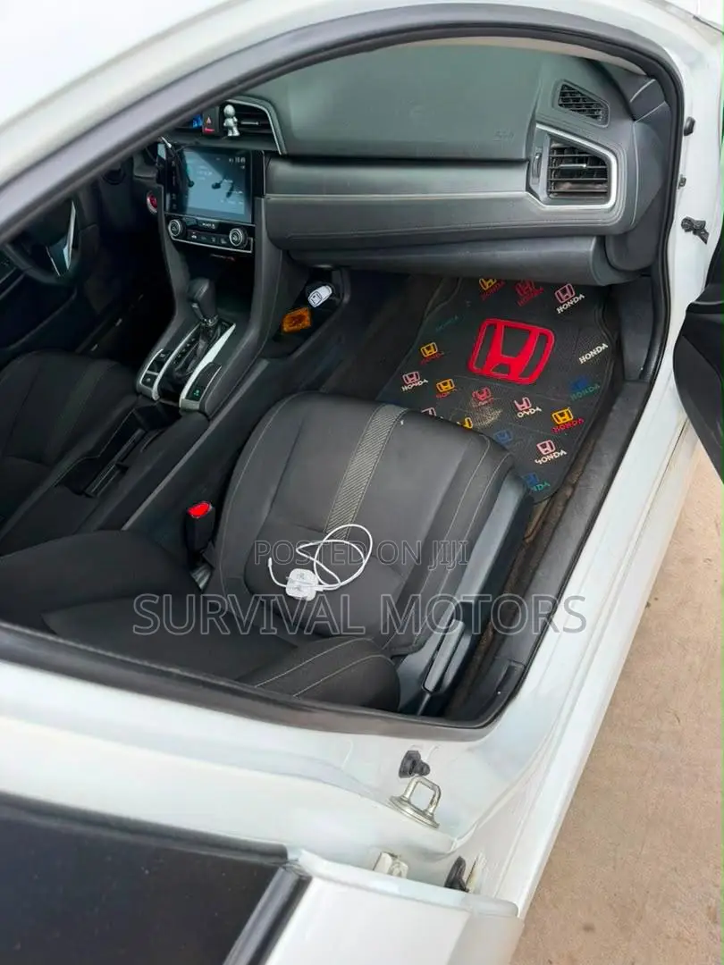 Honda Civic EX Sedan 2018 White