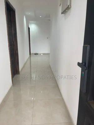 6bdrm House in Accra Metropolitan for sale