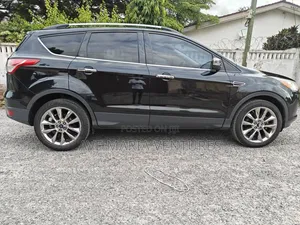 Ford Escape SE 4dr SUV AWD (1.6L 4cyl Turbo 6A) 2015 Black