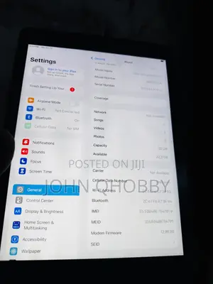 Apple iPad 9.7 32 GB Gray