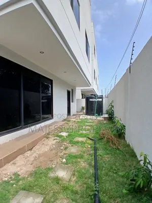4bdrm Townhouse/Terrace in Tseaddo, Airport Residential Area for sale
