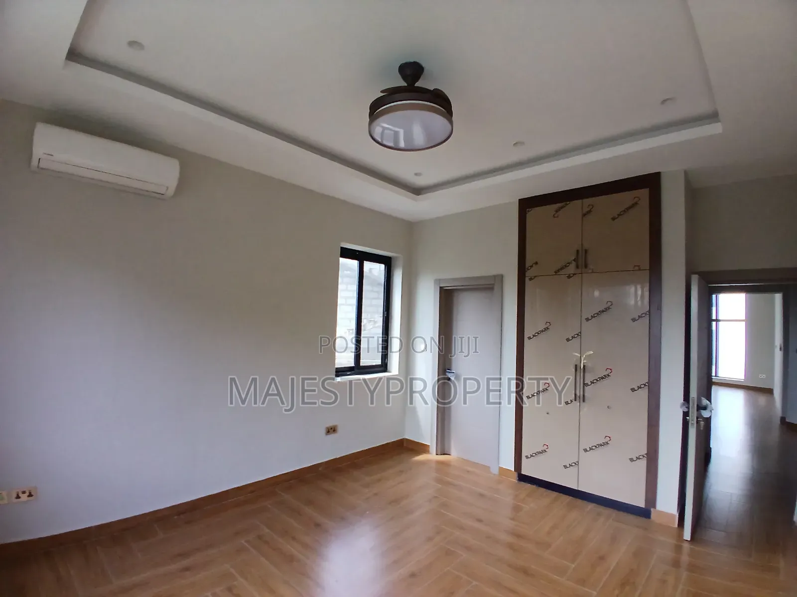 4bdrm Townhouse/Terrace in Tseaddo, Airport Residential Area for sale