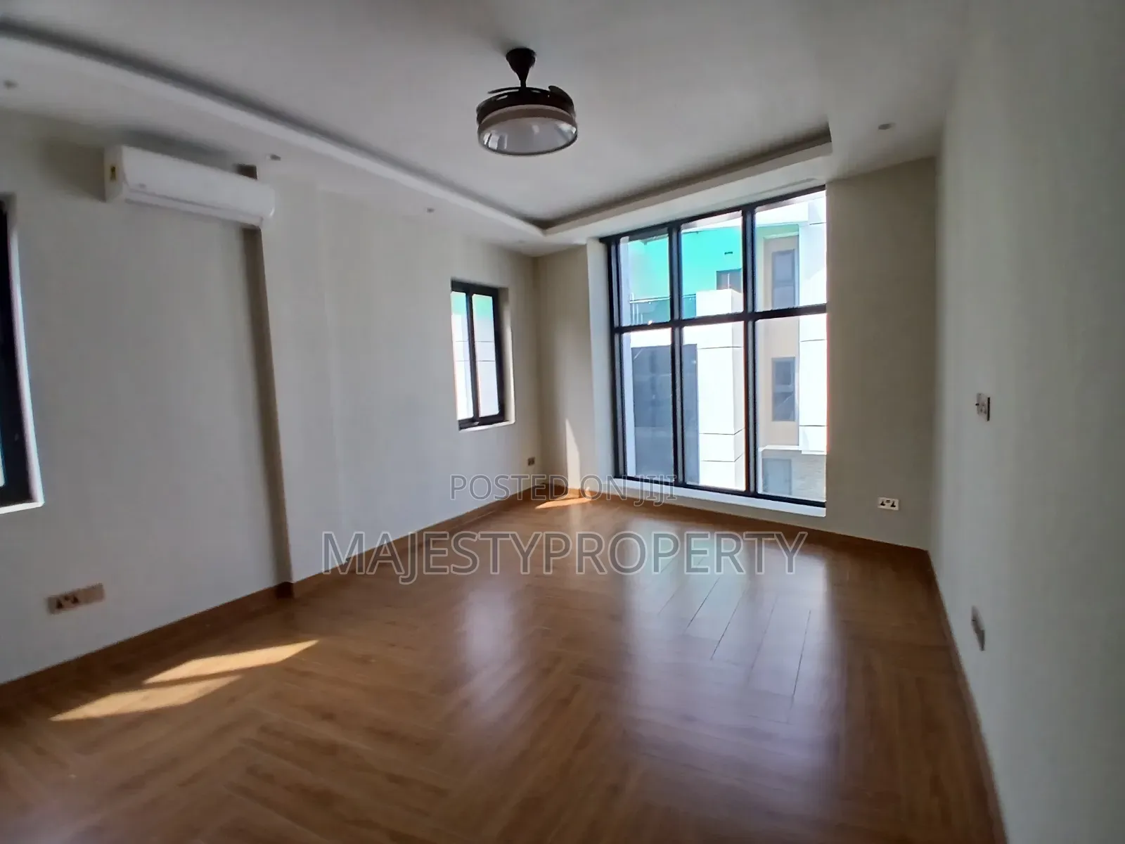 4bdrm Townhouse/Terrace in Tseaddo, Airport Residential Area for sale