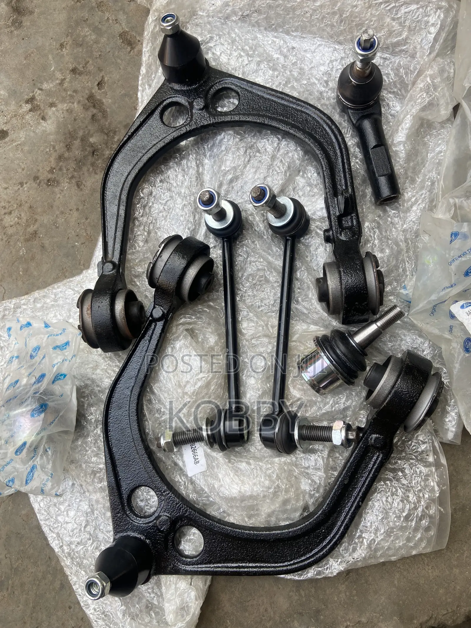 Chrysler 300 2011,2013,2014,2015,2016,2018-2020,2023 Upper Control Arm