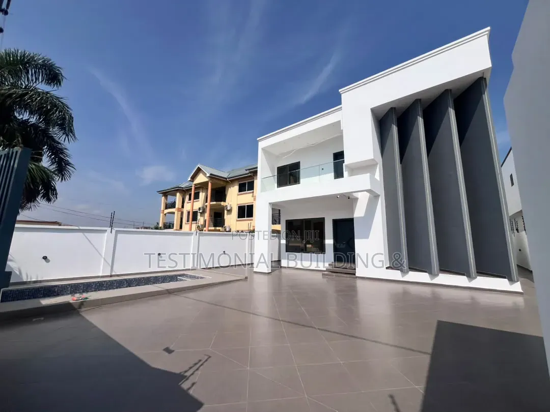 4bdrm House in Testimonial Building, School Junction for rent