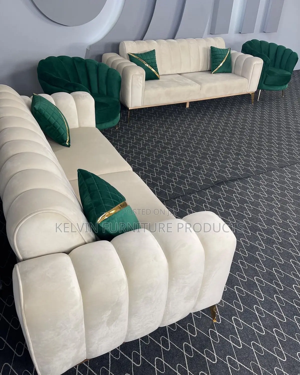 Royal Queen Size Bed Frame With Mattress for Pick Up