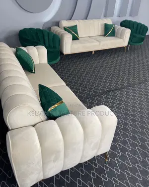 Royal Queen Size Bed Frame With Mattress for Pick Up