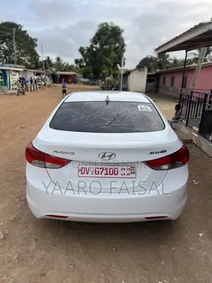 Hyundai Avante 2012 White