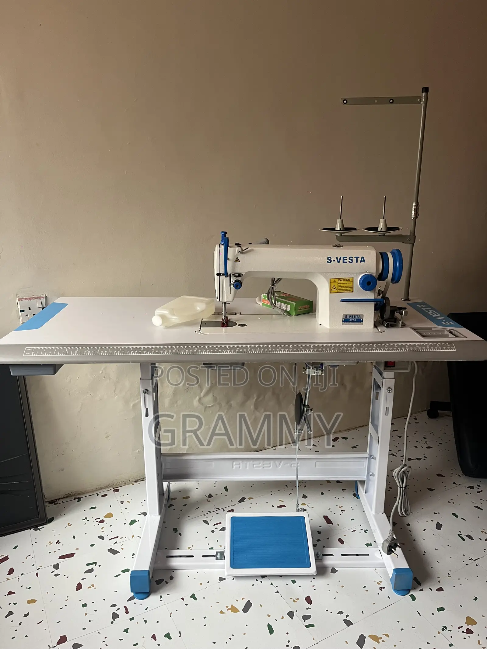 Brand New Industrial Sewing Machine