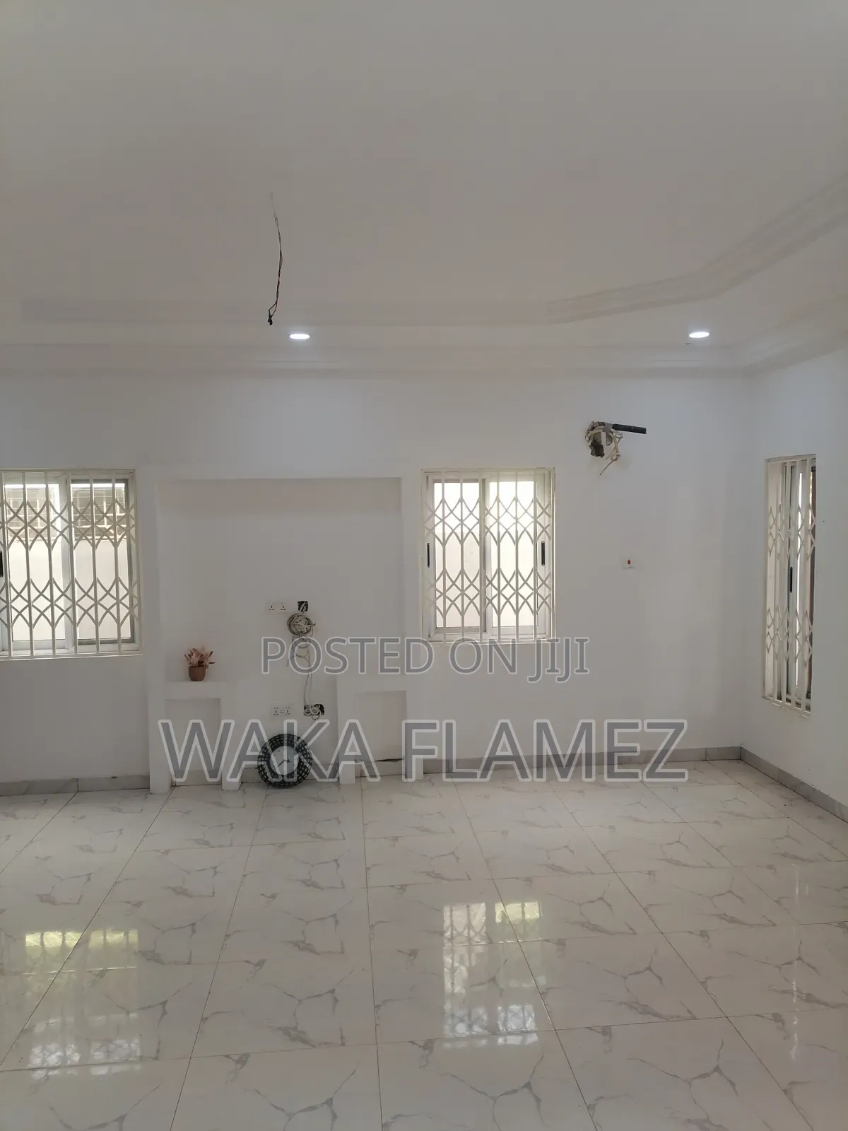 3bdrm House in Reggies Court Estate, Amasaman for sale