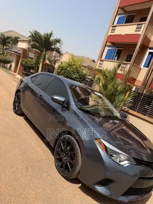 Toyota Corolla 2016 Gray