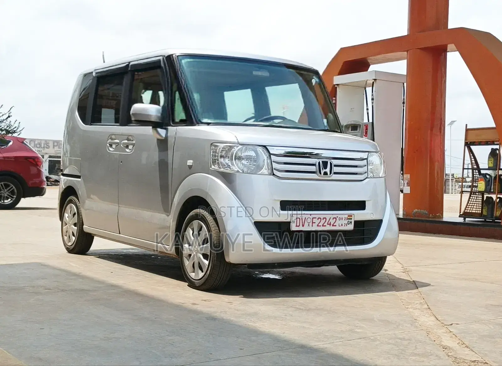 Honda N-Box 2018 Silver