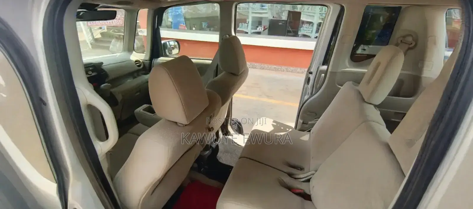 Honda N-Box 2018 Silver