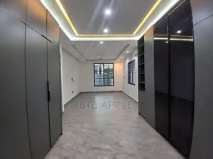 3bdrm House in Lakeside Estate for sale
